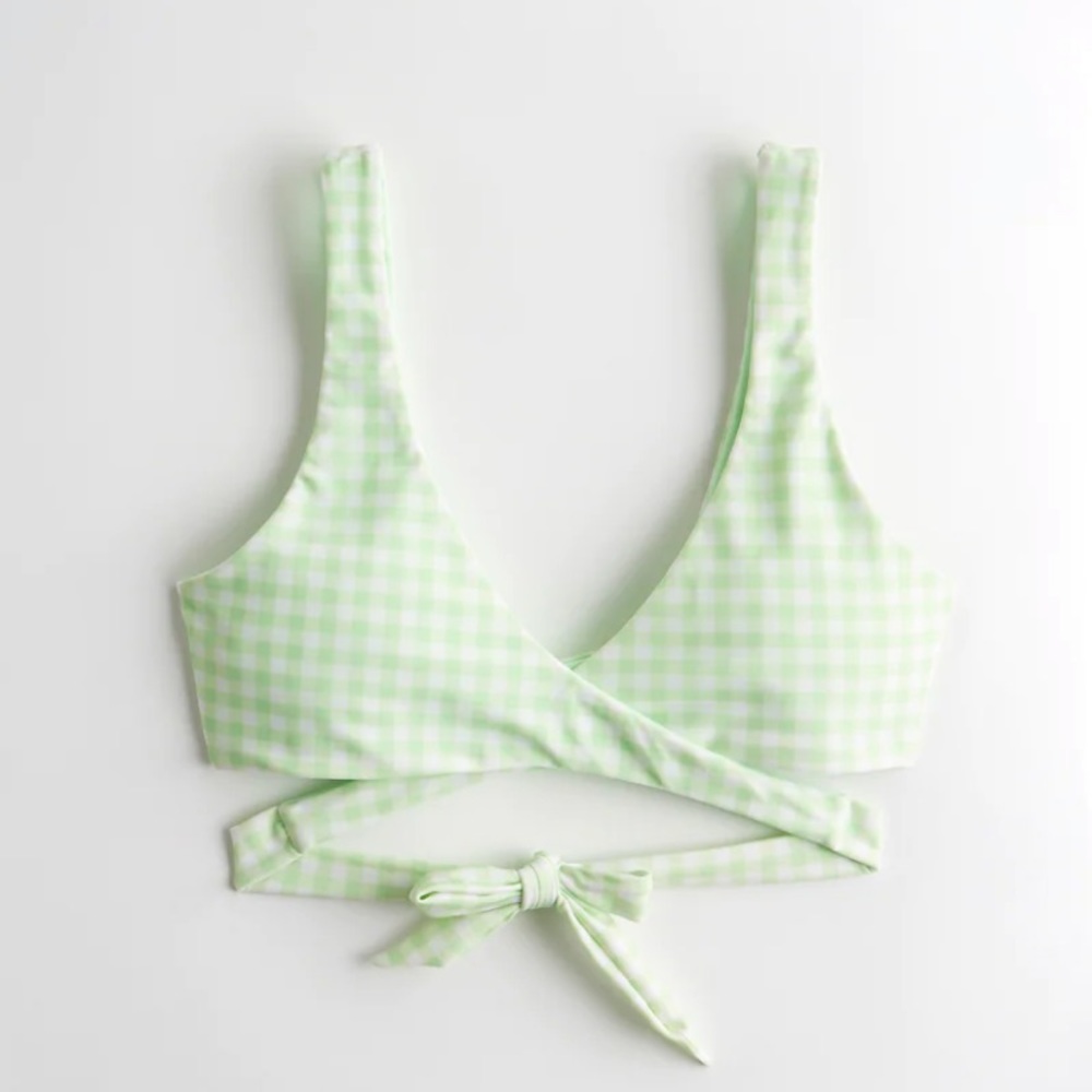 Hollister bikini top * NOT SAME COLORS AS PHOTO*